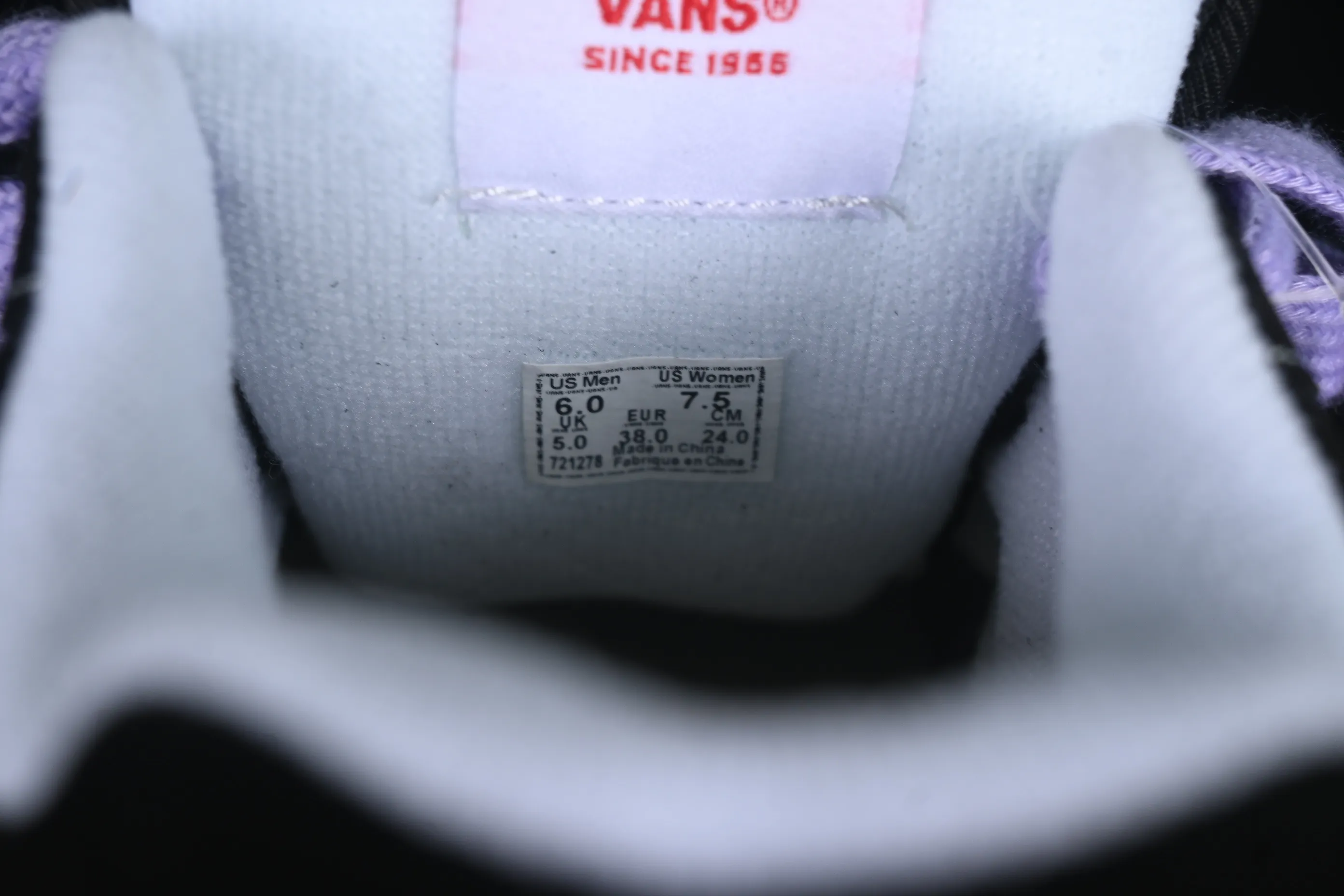 All categories Vans Vans series Vans Low Vans Knu Skool Purple Portuguese love bread shoes Comfortable and fashionable non-slip wear-resistant low-top casual sneakers VN0009QC6BT1